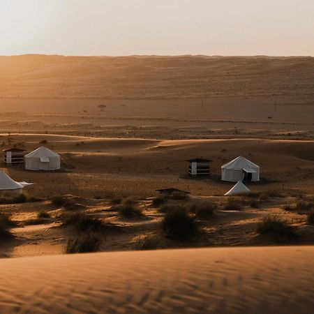 Desert Waves Camp Badīyah Exteriör bild