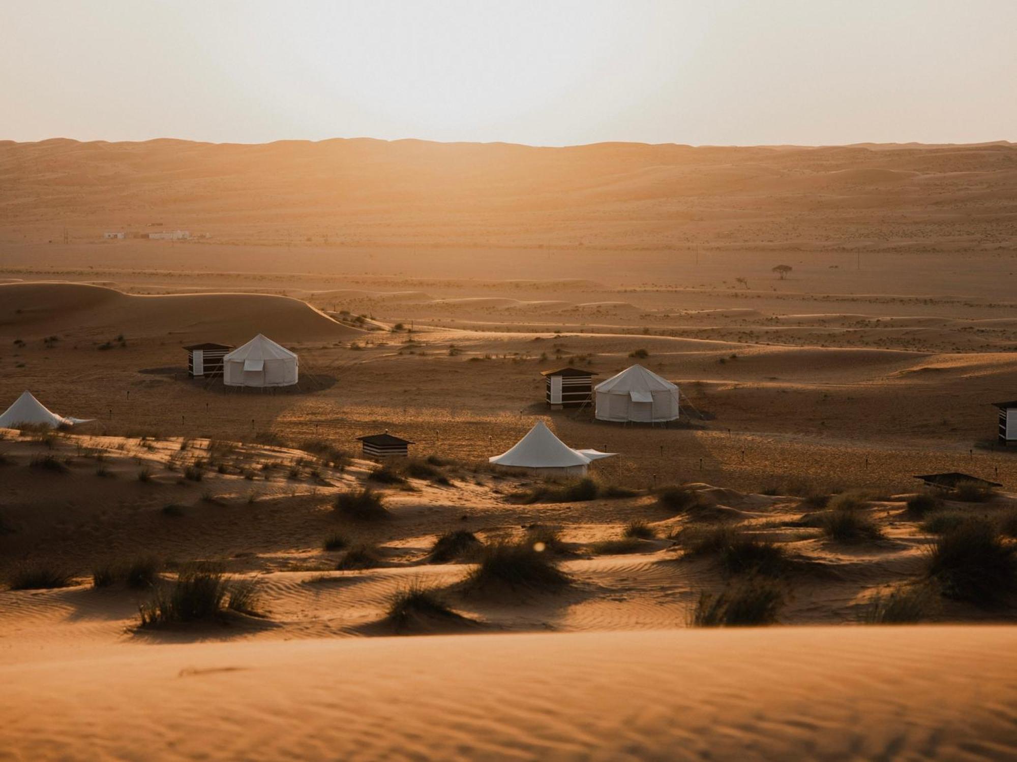 Desert Waves Camp Badīyah Exteriör bild